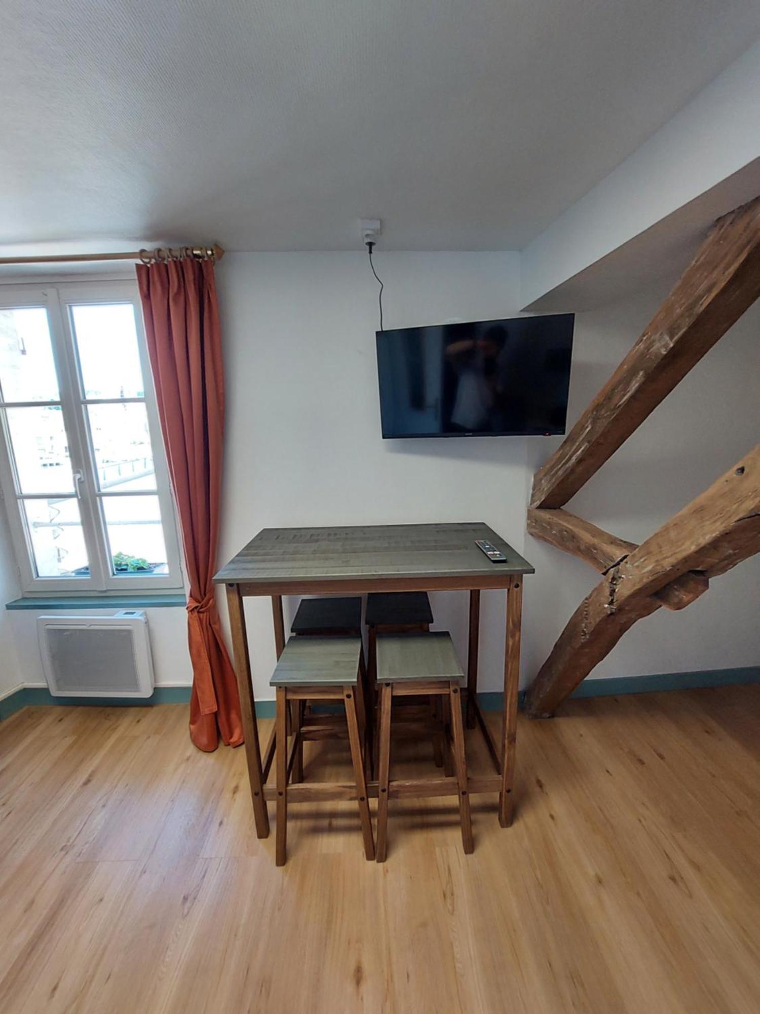 Aparthotel Kilometre 99 Pont-Sur-Yonne Exterior foto